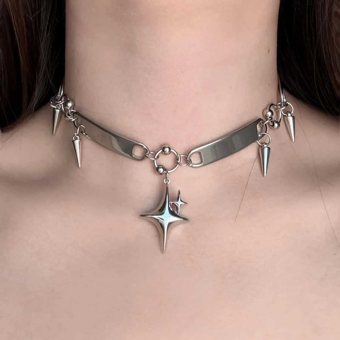 สร้อยคอแบบมีหมุดสไตล์พังก์, เค - Goth Punk Spike Choker บทวิจารณ์และราคา
