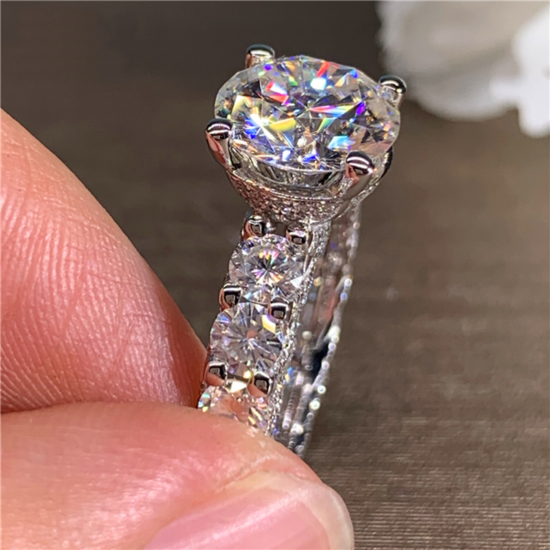 แหวนแต่งงานผู้หญิงทองคำขาว 18K - Moissanite Engagement Ring 1 Carat บทวิจารณ์และราคา